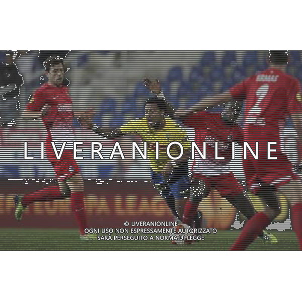 Fallou Diagne / Carlitos - 07.11.2013 - Estoril / SC Fribourg - Europe League Photo: Carlos Rodrigues / Icon Sport AG ALDO LIVERANI SAS ONLY ITALY