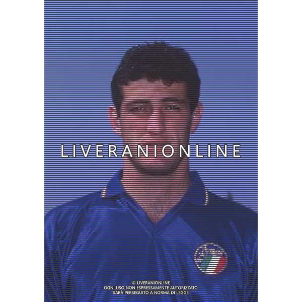 ARCHIVIO LIVERANI NELLA FOTO CIRO FERRARA CON LA MAGLIA DELLA NAZIONALE ITALIANA AG ALDO LIVERANI SAS