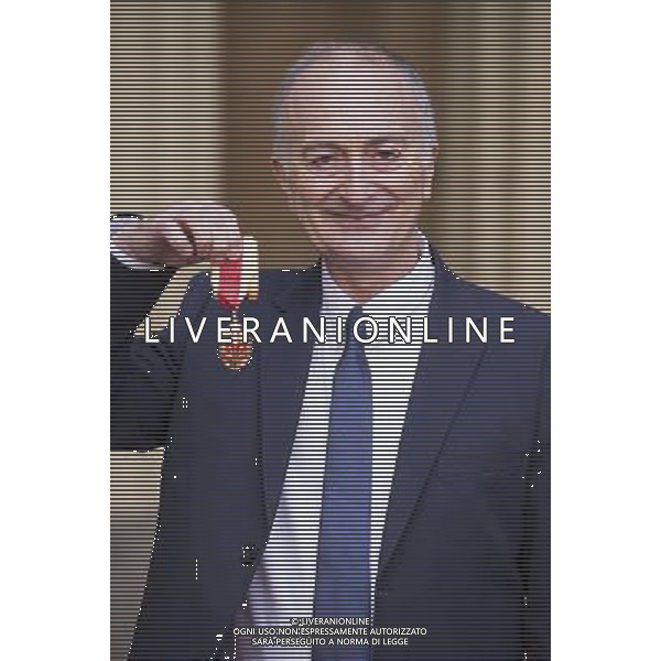 Sir Anthony Robinson after receiving his knighthood for public and political service at an Investiture held on the 12th of November 2013 at Buckingham Palace, London, UK. ©PHOTOHSOT/AGENZIA ALDO LIVERANI SAS - ITALY ONLY - EDITORIAL USE ONLY