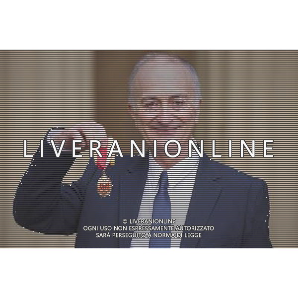 Sir Anthony Robinson after receiving his knighthood for public and political service at an Investiture held on the 12th of November 2013 at Buckingham Palace, London, UK. ©PHOTOHSOT/AGENZIA ALDO LIVERANI SAS - ITALY ONLY - EDITORIAL USE ONLY