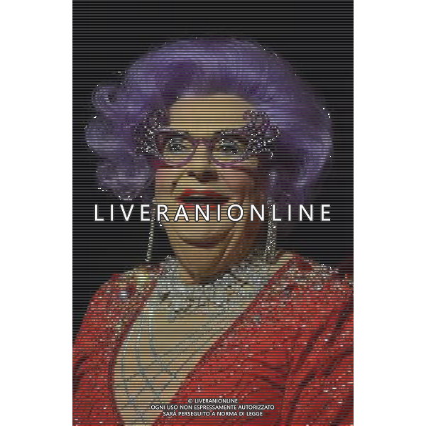 Dame Edna Everage (Barry Humphries) attends the photocall for the Barry Humphries\' Farewell Tour \'Eat Pray Laugh!\' at The London Palladium, London. 13th November 2013. AG ALDO LIVERANI SAS ONLY ITALY