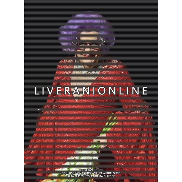 Dame Edna Everage (Barry Humphries) attends the photocall for the Barry Humphries\' Farewell Tour \'Eat Pray Laugh!\' at The London Palladium, London. 13th November 2013. AG ALDO LIVERANI SAS ONLY ITALY