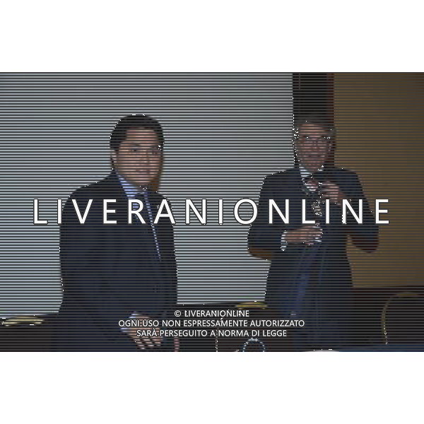 MILANO 15 -11-2013 HOTEL MELIA NUOVO CDA INTER E PASSAGGIO DI CONSEGNE TRA MASSIMO MORATTI ED ERICK THOHIR NELLA FOTO MASSIMO MORATTI CON ERICK THOHIR FOTO ALDO GAZZANIGA-AG ALDO LIVERANI SAS