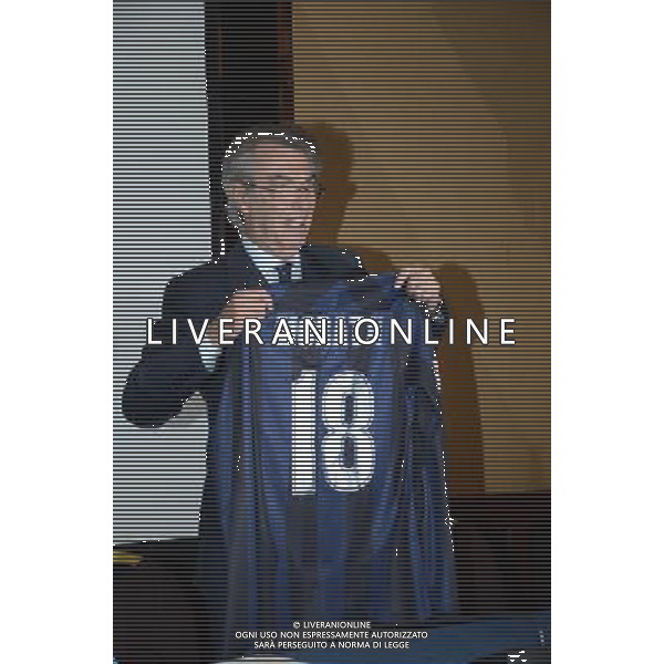 MILANO 15 -11-2013 HOTEL MELIA NUOVO CDA INTER E PASSAGGIO DI CONSEGNE TRA MASSIMO MORATTI ED ERICK THOHIR NELLA FOTO MASSIMO MORATTI FOTO ALDO GAZZANIGA-AG ALDO LIVERANI SAS