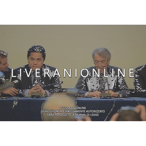 MILANO 15 -11-2013 HOTEL MELIA NUOVO CDA INTER E PASSAGGIO DI CONSEGNE TRA MASSIMO MORATTI ED ERICK THOHIR NELLA FOTO ERICK THOHIR E MASSIMO MORATTI FOTO ALDO GAZZANIGA-AG ALDO LIVERANI SAS