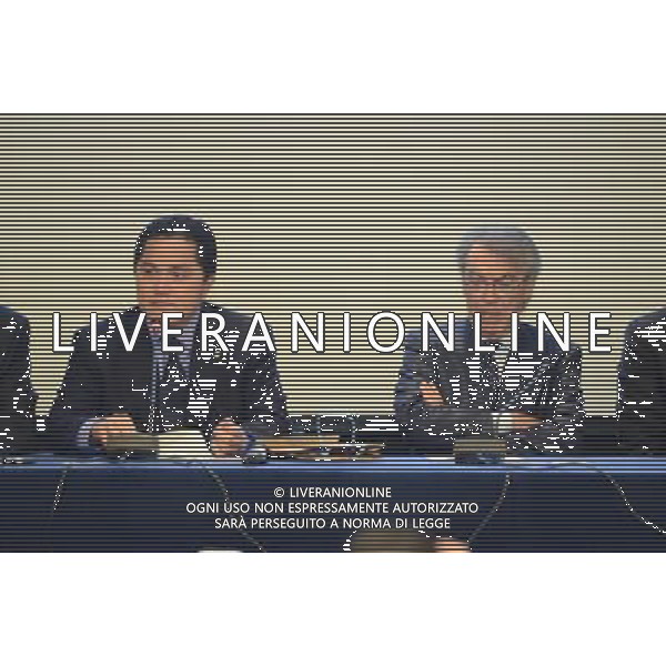 MILANO 15 -11-2013 HOTEL MELIA NUOVO CDA INTER E PASSAGGIO DI CONSEGNE TRA MASSIMO MORATTI ED ERICK THOHIR NELLA FOTO ERICK THOHIR E MASSIMO MORATTI FOTO ALDO GAZZANIGA-AG ALDO LIVERANI SAS