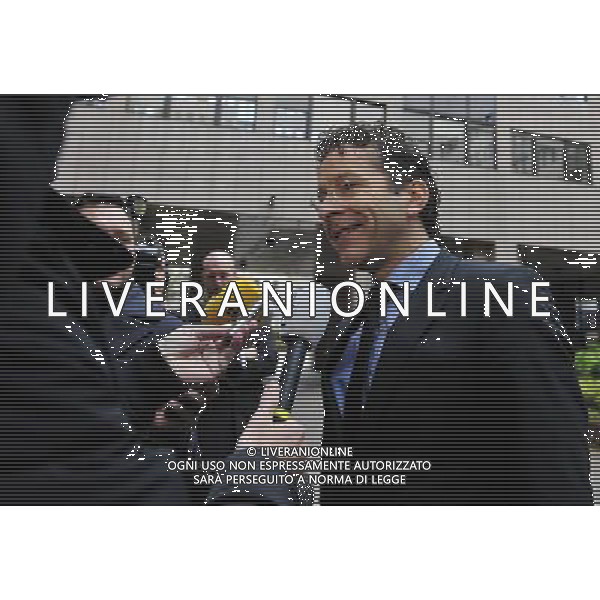 (131114) -- BRUSSELS, Nov 14, 2013 () -- Eurogroup president Jeroen Dijsselbloem speaks to media upon his arrival at EU headquarters in Brussels , capital of Belgium, Nov 14, 2013, prior to a Eurogroup meeting. (/Ye Pingfan) ©photoshot/AGENZIA ALDO LIVERANI SAS - ITALY ONLY - EDITORIAL USE ONLY - Il presidente dell\'Eurogruppo Jeroen Dijsselbloem parla ai media al suo arrivo presso la sede dell\'Unione europea a Bruxelles, Belgio, 14 Novembre 2013