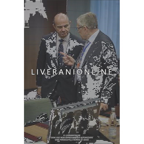 Spanish Minister of Economy Luis de Guindos (L) and Klaus Regling, chief executive of the European Financial Stability Facility ( EFSF ) at the start of the Eurogroup meeting at the EU headquarters in Brussels, Belgium on 14.11.2013 Dijsselbloem said prior to a EU ECOFIN council meeting that Spain has \'turned a corner\' and is on the way to recovery after two years recession. by Wiktor Dabkowski ©photoshot/AGENZIA ALDO LIVERANI SAS - ITALY ONLY - Riunione mensile dei ministri delle finanze Ecofin dell\'Unione europea a Bruxelles, in Belgio 14 novembre 2013