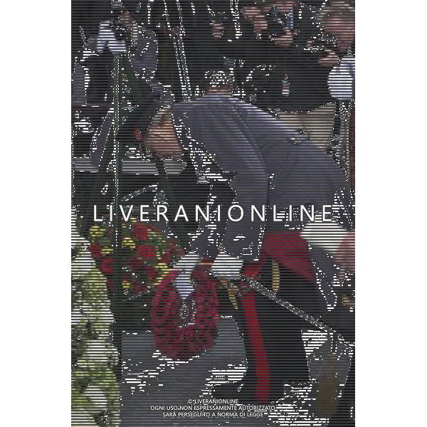 His Royal Highness The Duke of Edinburgh, Senior Colonel, Household Division and Colonel, Grenadier Guards attending the Last Post ceremony in Ypres, Belgium, to mark the gathering of soil from Flanders Fields for a memorial garden at the Guards Museum in London. ©photoshot/AGENZIA ALDO LIVERANI SAS - ITALY ONLY - EDITORIAL USE ONLY - REALI INGLESI: Filippo Duca di Edimburgo a Ypres, in Belgio 11 Novembre 2013