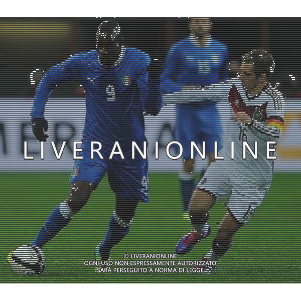 Amichevole Milano - 15.11.2013 Italia-Germania Nella Foto:balotelli lahm /Ph.Vitez-Ag. Aldo Liverani
