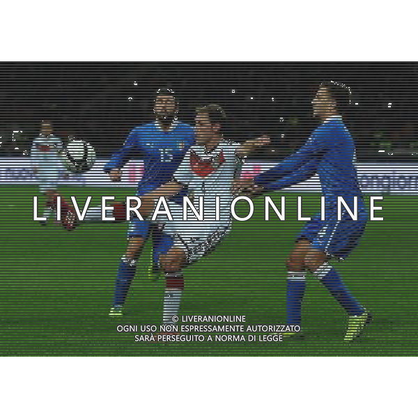 Amichevole Milano - 15.11.2013 Italia-Germania Nella Foto:howedes fra criscito e barzagli /Ph.Vitez-Ag. Aldo Liverani