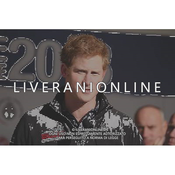 Prince Harry attends the Walking With The Wounded South Pole Allied Challenge Departure Event in Trafalgar Square on November 14, 2013 in London, England. ©photoshot/AGENZIA ALDO LIVERANI SAS - ITALY ONLY - REALI INGLESI: Il principe Harry alla presentazione del Walking With The Wounded sfida al Polo Sud a Trafalgar Square il 14 Novembre 2013 a Londra, Inghilterra.