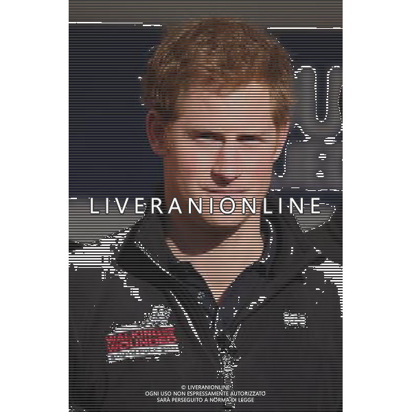 Prince Harry attends the Walking With The Wounded South Pole Allied Challenge Departure Event in Trafalgar Square on November 14, 2013 in London, England. ©photoshot/AGENZIA ALDO LIVERANI SAS - ITALY ONLY - REALI INGLESI: Il principe Harry alla presentazione del Walking With The Wounded sfida al Polo Sud a Trafalgar Square il 14 Novembre 2013 a Londra, Inghilterra.