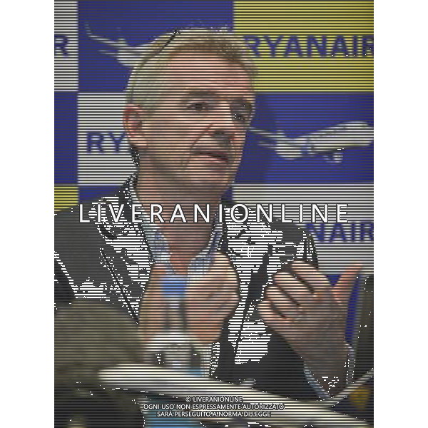 Michael O\'Leary at Ryanair\'s press conference Ryanair today (21 Nov) announced it will open 12 new routes from London Stansted (in April 2014) as well as adding frequencies on 17 existing routes, which will deliver an additional 1,300,000 passengers p.a. and support 1,300 new on-site jobs at London Stansted Airport. Montcalm London City Hotel, London, UK ©photohsot/AGENZIA ALDO LIVERANI SAS - ITALY ONLY - EDITORIAL USE ONLY -
