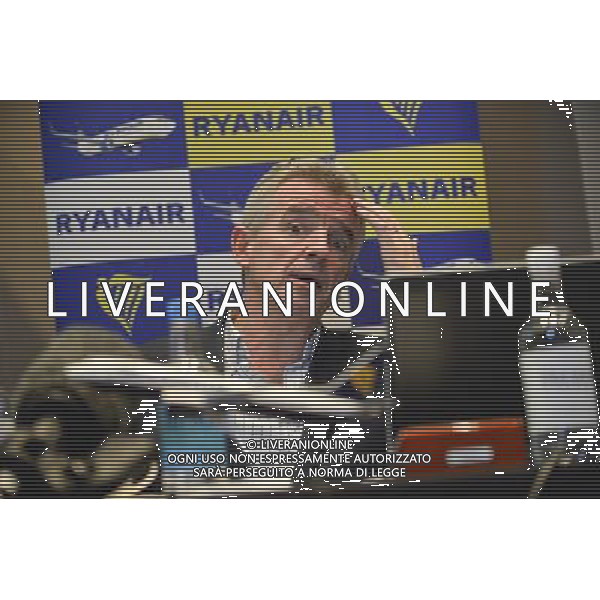 Michael O\'Leary at Ryanair\'s press conference Ryanair today (21 Nov) announced it will open 12 new routes from London Stansted (in April 2014) as well as adding frequencies on 17 existing routes, which will deliver an additional 1,300,000 passengers p.a. and support 1,300 new on-site jobs at London Stansted Airport. Montcalm London City Hotel, London, UK ©photohsot/AGENZIA ALDO LIVERANI SAS - ITALY ONLY - EDITORIAL USE ONLY -