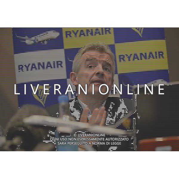 Michael O\'Leary at Ryanair\'s press conference Ryanair today (21 Nov) announced it will open 12 new routes from London Stansted (in April 2014) as well as adding frequencies on 17 existing routes, which will deliver an additional 1,300,000 passengers p.a. and support 1,300 new on-site jobs at London Stansted Airport. Montcalm London City Hotel, London, UK ©photohsot/AGENZIA ALDO LIVERANI SAS - ITALY ONLY - EDITORIAL USE ONLY -