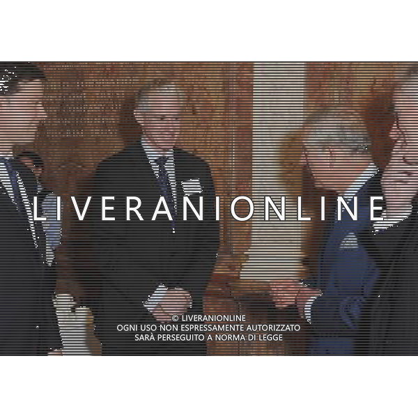 LONDON, UNITED KINGDOM - NOVEMBER 20: Prince Charles, Prince of Wales and Mike Barry (Director, Plan A, Marks and Spencer) attend the reception launch of CDP\'s Global Forests Report 2013 at The Royal Society on November 20, 2013 in London, England. ©PHOTOSHOT/AGENZIA ALDO LIVERANI SAS - ITALY ONLY - EDITORIAL USE ONLY - REALI INGLESI: Il Principe Carlo d\'inghilterra