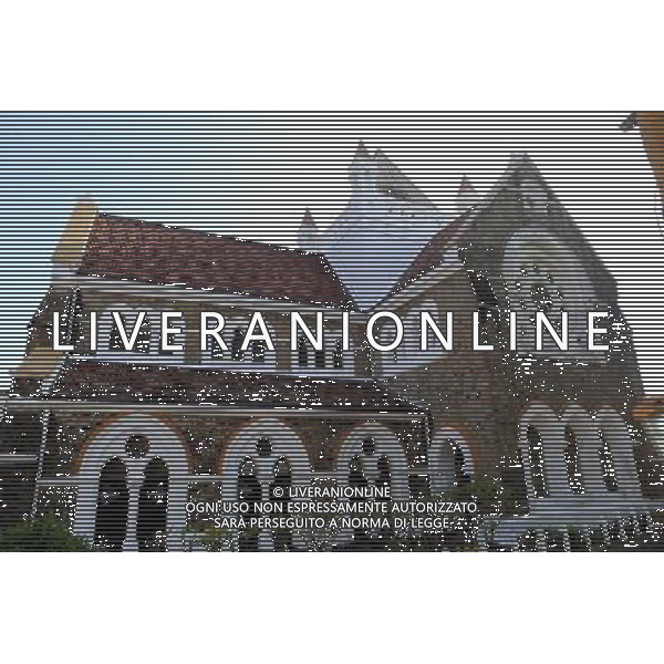 (131121) -- GALLE, Nov. 21, 2013 () -- Photo taken on Nov. 18, 2013 shows a cathedral in the old town of Galle, Sri Lanka. Founded in the 16th century by the Portuguese, Galle reached the height of its development in the 18th century, before the arrival of the British. It is the best example of a fortified city built by Europeans in South and South-East Asia, showing the interaction between European architectural styles and South Asian traditions. Old town of Galle and its fortifications was listed as one of the UNESCO World Heritage Sites in 1988. (/Li Peng) (hy) ©photoshot/AGENZIA ALDO LIVERANI SAS - ITALY ONLY - Vedute della popolazione nella citta\' vecchia di Galle in Sri Lanka, con le sue fortificazioni e\' stata dichiarata come uno dei patrimoni dell\'umanitˆ dell\'UNESCO nel 1988