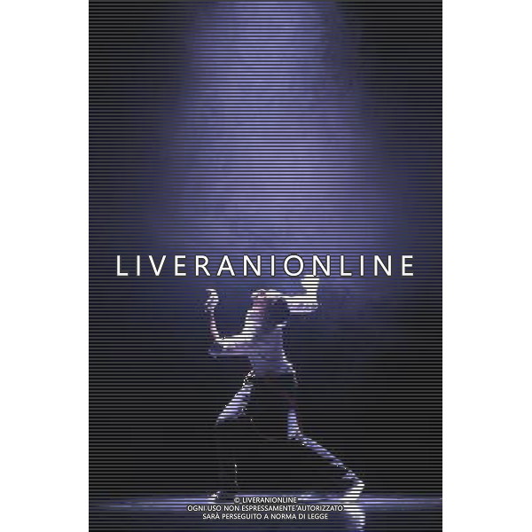 (131123) -- ALGIERS, Nov. 23, 2013 () -- An actor performs during the 5th International Modern Dance Festival in Algiers, capital of Algeria, Nov. 22, 2013. The festival ended on Friday. (/Mohamed Kadr) (jl) AG ALDO LIVERANI SAS ONLY ITALY
