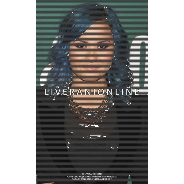 Demi Lovato Demi Lovato at book signing copies of her new book \'Staying Strong: 365 Days A Year\' at Barnes \' Noble bookstore at The Grove November 23, 2013 - Los Angeles, California AG ALDO LIVERANI SAS ONLY ITALY