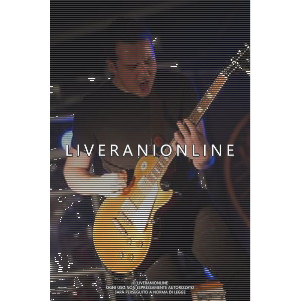 Lonely the Brave - guitarists Mark Trotter and Joel Mason, bassist Andrew Bushen, singer David Jakes and drummer Gavin \'Mo\' Edgeley performing live in concert on the longstanding US punk rock revue \'Vans Warped\' tour Saturday, Day One - Alexandra Palace, London, United Kingdom Date: 16/11/2013 AG ALDO LIVERANI SAS ONLY ITALY