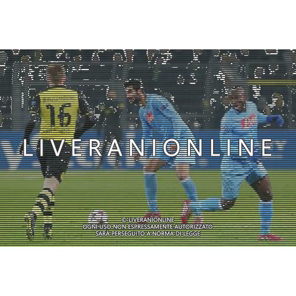 BORUSSIA DORTMUND - NAPOLI CHAMPIONS LEAGUE 26 NOVEMBRE 2013 NELLA FOTO: ALBIOL E ARMERO ©MOSCA/AGENZIA ALDO LIVERANI SAS