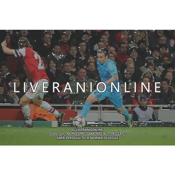 Mathieu VALBUENA - 26.11.2013 - Arsenal / Marseille - Champions League Photo : Gaston Petrelli / Icon Sport *** Local Caption *** AG ALDO LIVERANI SAS ONLY ITALY *** Local Caption *** AG ALDO LIVERANI SAS ONLY ITALY