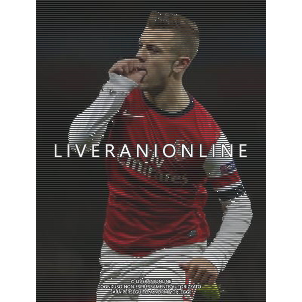 (131127) -- LONDON, Nov. 27, 2013 () -- Jack Wilshere of Arsenal celebrates his first goal during the UEFA Champions League Group F match between Arsenal and Marseille at Emirates Stadium in London, Britain on Nov. 26, 2013. Arsenal won 2-0.(/Wang Lili) ©PHOTOSHOT/AGENZIA ALDO LIVERANI SAS - ITALY ONLY - ARSENAL VS MARSIGLIA partita di UEFA Champions League Gruppo F allo stadio Emirates Stadium di Londra, Gran Bretagna il 26 novembre 2013. L\'Arsenal ha vinto 2-0.