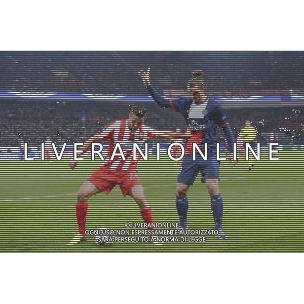 Kostas MANOLAS / Zlatan IBRAHIMOVIC - 27.11.2013 - Paris Saint Germain / Olympiakos - Champions League Photo : Fred Porcu / Icon Sport AG ALDO LIVERANI SAS ONLY ITALY