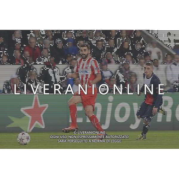 Dimitris SIOVAS / Marco VERRATTI - 27.11.2013 - Paris Saint Germain / Olympiakos - Champions League Photo : Fred Porcu / Icon Sport AG ALDO LIVERANI SAS ONLY ITALY
