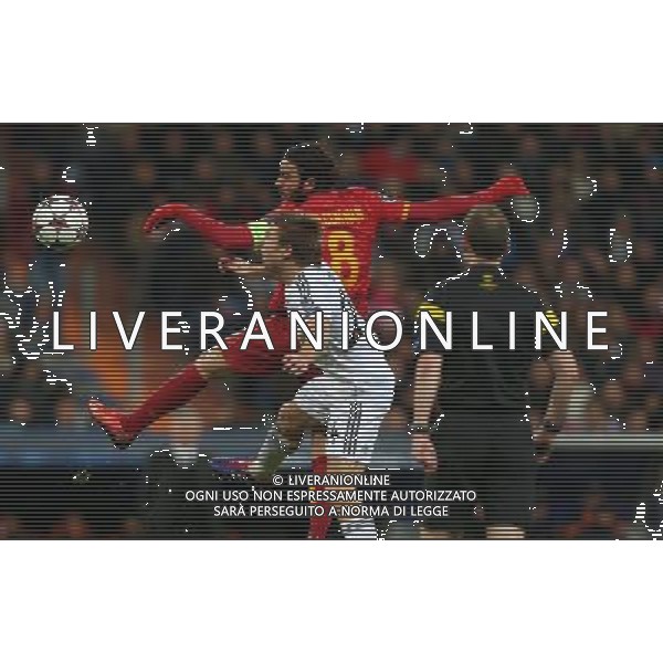 UEFA Champions League group B match between Real Madrid and Galatasaray SK at Santiago Bernabeu Stadium on November 27, 2013 in Madrid, Spain. Score: Real Madrid 4 vs Galatasaray 1 Pictured: Selcuk Inan of Galatasaray and Asier Illarramendi of Real Madrid. LIGA MISTRZOW SEZON 2013/2014 PILKA NOZNA REAL MADRYT vs GALATASARAY ISTAMBUL FOT.SESKIM PHOTO/NEWSPIX.PL POLAND, TURKEY, GERMANY, AUSTRIA AND UK OUT !!! --- Newspix.pl AG ALDO LIVERANI SAS ONLY ITALY *** Local Caption *** www.newspix.pl mail us: info@newspix.pl call us: 0048 022 23 22 222 --- Polish Picture Agency by Ringier Axel Springer Poland