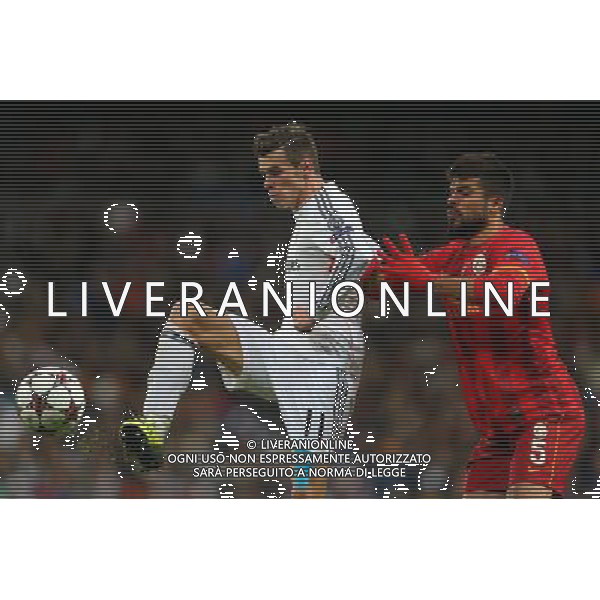 UEFA Champions League group B match between Real Madrid and Galatasaray SK at Santiago Bernabeu Stadium on November 27, 2013 in Madrid, Spain. Score: Real Madrid 4 vs Galatasaray 1 Pictured: Gokhan Zan of Galatasaray and Gareth Bale of Real Madrid. LIGA MISTRZOW SEZON 2013/2014 PILKA NOZNA REAL MADRYT vs GALATASARAY ISTAMBUL FOT.SESKIM PHOTO/NEWSPIX.PL POLAND, TURKEY, GERMANY, AUSTRIA AND UK OUT !!! --- Newspix.pl AG ALDO LIVERANI SAS ONLY ITALY *** Local Caption *** www.newspix.pl mail us: info@newspix.pl call us: 0048 022 23 22 222 --- Polish Picture Agency by Ringier Axel Springer Poland