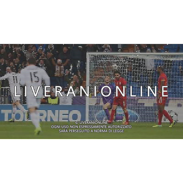UEFA Champions League group B match between Real Madrid and Galatasaray SK at Santiago Bernabeu Stadium on November 27, 2013 in Madrid, Spain. Score: Real Madrid 4 vs Galatasaray 1 Pictured: Selcuk Inan and Goalkeeper Eray Iscan of Galatasaray and Isco of Real Madrid. LIGA MISTRZOW SEZON 2013/2014 PILKA NOZNA REAL MADRYT vs GALATASARAY ISTAMBUL FOT.SESKIM PHOTO/NEWSPIX.PL POLAND, TURKEY, GERMANY, AUSTRIA AND UK OUT !!! --- Newspix.pl AG ALDO LIVERANI SAS ONLY ITALY *** Local Caption *** www.newspix.pl mail us: info@newspix.pl call us: 0048 022 23 22 222 --- Polish Picture Agency by Ringier Axel Springer Poland