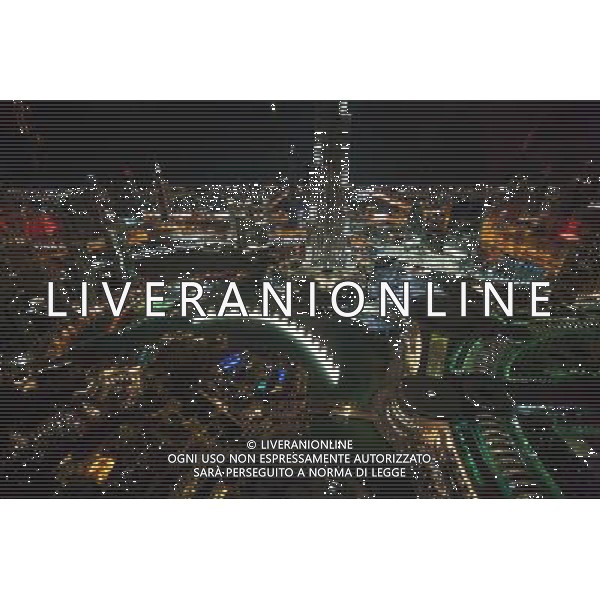 (131127) -- DUBAI, Nov. 27, 2013 () -- Photo taken on Nov. 22, 2013 shows the night view of Dubai, United Arab Emirates. Dubai won on Wednesday the right to host World Expo 2020 at the 154th General Assembly of the Bureau International des Expositions (BIE) in Paris. (/Cui Xinyu) ©photohsot/AGENZIA ALDO LIVERANI SAS - ITALY ONLY - La citta\' di Dubai, si e\' aggiudicato il diritto di ospitare World Expo 2020 alla 154ma Assemblea Generale del Bureau International des Expositions (BIE), Emirati Arabi Uniti 27 novembre 2013.