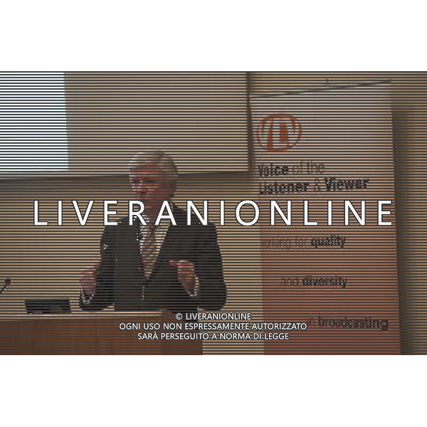 Lord Hall of Birkenhead, the BBC Director-General speaks to delegates of the Voice of the Listener \' Viewer at their Autumn\'s Annual AGM held at the Geological Society in Piccadilly. London ©photoshot/AGENZIA ALDO LIVERANI SAS - ITALY ONLY - Tony Hall direttore generale della Bbc
