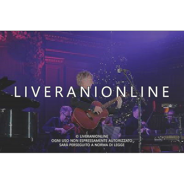 Neil Finn live at St James\' Church Piccadilly ©photohsot/AGENZIA ALDO LIVERANI SAS - ITALY ONLY - EDITORIAL USE ONLY