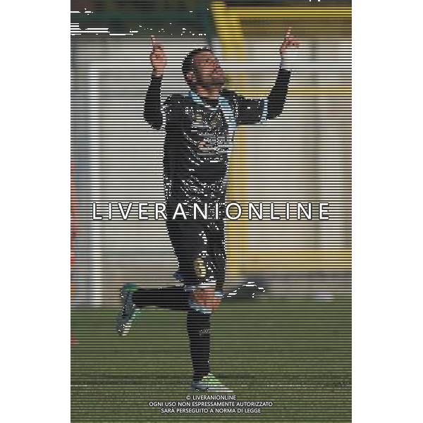 Busto Arsizio (VA) 1-12-2013 Stadio Carlo Speroni Campionato Lega PRO Prima Divisione girone A - 12Â° giornata Pro Patria - Virtus Entella nella foto Vinicio Cervo Deluca Cesar (Virtus Entella) foto Roberto Garavaglia - ag. Aldo Liverani sas