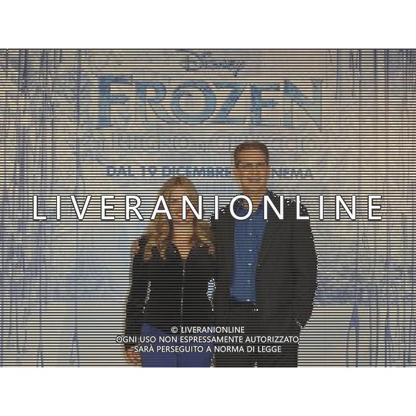 Roma - 02/12/2013 - St. Regis Grand Hotel - Photocall del film della Disney \' Frozen- Il Regno di Ghiaccio \' - nella foto: I registi Chris Buck e Jennifer Lee / Ph. Fabrizio Corradetti - Ag. Aldo Liverani sas