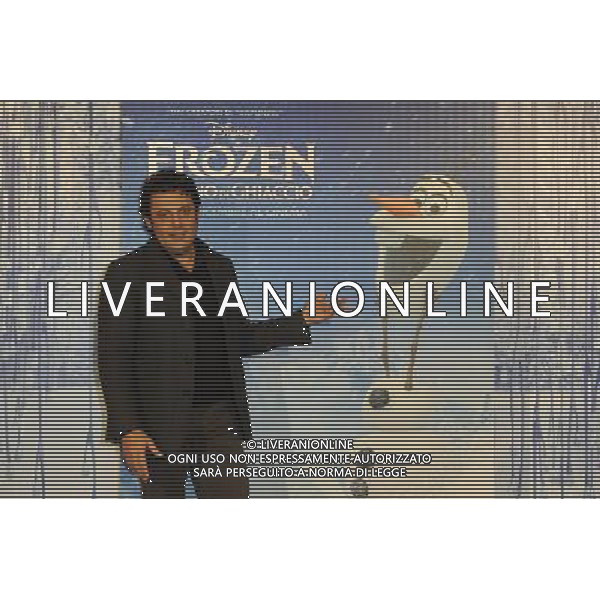 Roma - 02/12/2013 - St. Regis Grand Hotel - Photocall del film della Disney \' Frozen- Il Regno di Ghiaccio \' - nella foto: Enrico Brignano / Ph. Fabrizio Corradetti - Ag. Aldo Liverani sas