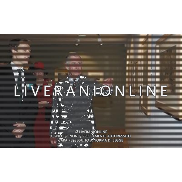 The Prince of Wales looks at water colour paintings by local artists during a visit to The Higgins in Bedford. ©PHOTOSHOT/AGENZIA ALDO LIVERANI SAS - - REALI INGLESI: Il Principe Carlo d\'inghilterra durante la sua visita a Bedfordshire