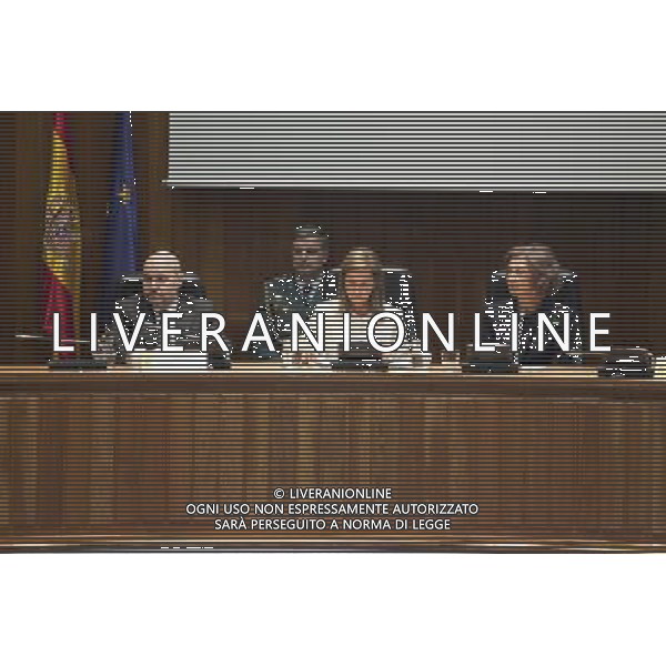 03.12.2013, Gesundheitsministerium, Madrid, ESP, Queen Sofia von Spanien, nimmt an einer Zeremonie Ÿber MobilitŠt in spanischen StŠdten teil, im Bild Health Minister, Ana Mato, (L) and Queen Sofia of Spain // attends, ceremony about mobility, spanish cities at Health Ministry, Madrid, Spain on 2013/12/03. EXPA Pictures © 2013, PhotoCredit: EXPA/ Alterphotos/ Victor Blanco *****ATTENTION - OUT of ESP, SUI***** ©PHOTOSHOT/AGENZIA ALDO LIVERANI SAS - ITALY ONLY - EDITORIAL USE ONLY - REALI DI SPAGNA: La Regina Sofia durante la cerimonia sulla mobilita\', citta\' spagnole al Ministero della Salute, Madrid, 3 dicembre 2013