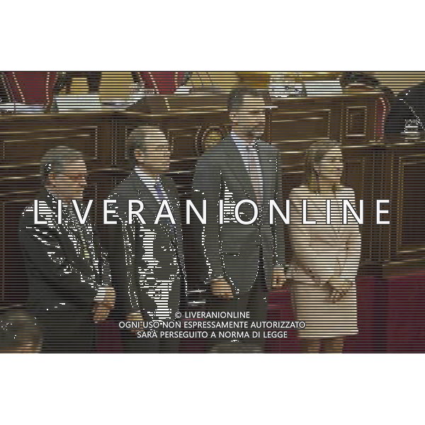 03.12.2013, Senate Palace, Madrid, ESP, Prinz Felipe von Spanien, Teilnahme an der spanischen Architekten Superior-Vorstandspreisverleihung, im Bild Senate President, Pio Garcia-Escudero (L), Prince Felipe of Spain and Development Minister, Ana Pastor // attend the Spanish Architects Superior Board Awards ceremony at Senate Palace, Madrid, Spain on 2013/12/03. EXPA Pictures © 2013, PhotoCredit: EXPA/ Alterphotos/ Victor Blanco *****ATTENTION - OUT of ESP, SUI***** ©PHOTOSHOT/AGENZIA ALDO LIVERANI SAS - ITALY ONLY - EDITORIAL USE ONLY - REALI DI SPAGNA: Il Principe Filippo partecipare alla cerimonia di premiazione del Consiglio Superiore degli Architetti al Palazzo del Senato, Madrid 3 dicembre 2013
