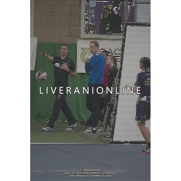 The Duke of Cambridge, as Patron of The Royal Foundation of The Duke and Duchess of Cambridge and Prince Harry, will visit a Coach Core apprentice training session at Westway Sports Centre. The Duke and Duchess of Cambridge and Prince Harry launched their Coach Core programme in July 2012 the day prior to the London Olympics. Coach Core provides an intense programme of training to 16-24 year olds, many from disadvantaged social backgrounds, to become qualified sports coaches who can inspire their peers. The project aspires to guide the apprentices into meaningful employment and enable them to commit to a sustained involvement in sports coaching in their communities. The first cohort of apprentice coaches are now nearing the end of their training and most will graduate from the project in February 2014. London ©PHOTOSHOT/AGENZIA ALDO LIVERANI SAS - ITALY ONLY - EDITORIAL USE ONLY - REALI INGLESI: Il principe William d\'inghilterra, durante un allenamento di formazione per apprendisti Allenatori al centro sportivo Westway a Londra