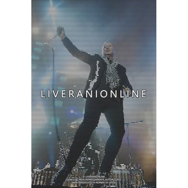 Simple Minds plays O2 Arena on 30/11/2013 at O2 Arena, London. Persons pictured: Kim Kerr, James Kerr. ©photohsot/AGENZIA ALDO LIVERANI SAS - ITALY ONLY - EDITORIAL USE ONLY ©PHOTOHSOT/AGENZIA ALDO LIVERANI SAS - ITALY ONLY - EDITORIAL USE ONLY