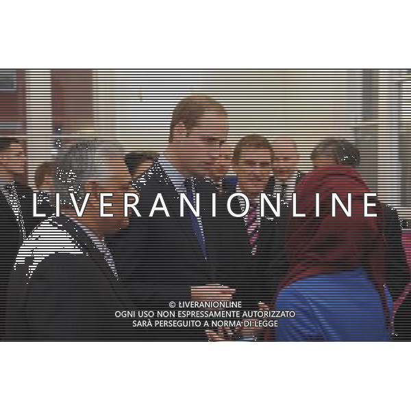 The Duke of Cambridge speaks to guests during his visit to South and City College, Birmingham. ©photohsot/AGENZIA ALDO LIVERANI SAS - ITALY ONLY - EDITORIAL USE ONLY ©photoshot/AGENZIA ALDO LIVERANI SAS - ITALY ONLY - REALI INGLESI: Il principe William d\'inghilterra in visita a Sud e City College, Birmingham.