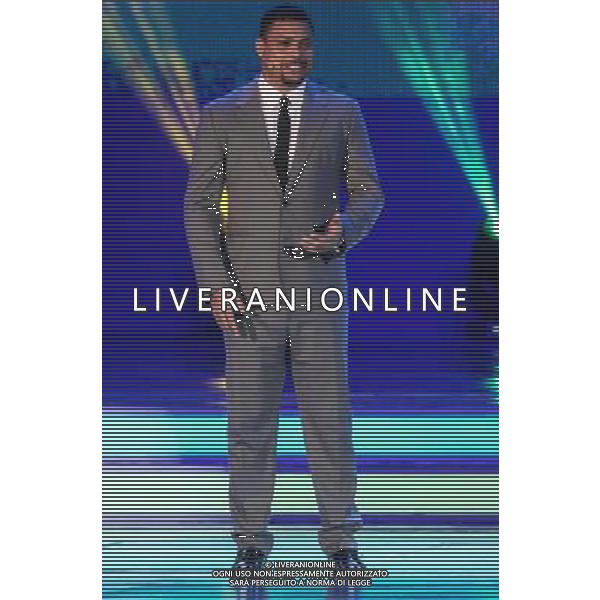 (131206) -- COSTA DO SAUIPE, Dec. 6, 2013 () -- Former Brazilian soccer player Ronaldo Luiz Nazario de Lima attends the ceremony of the final draw for the groups and matchups of the 2014 FIFA World Cup Brazil in Costa do Sauipe, Brazil, on Dec. 6, 2013. (/AGENCIA ESTADO) AG ALDO LIVERANI SAS ONLY ITALY