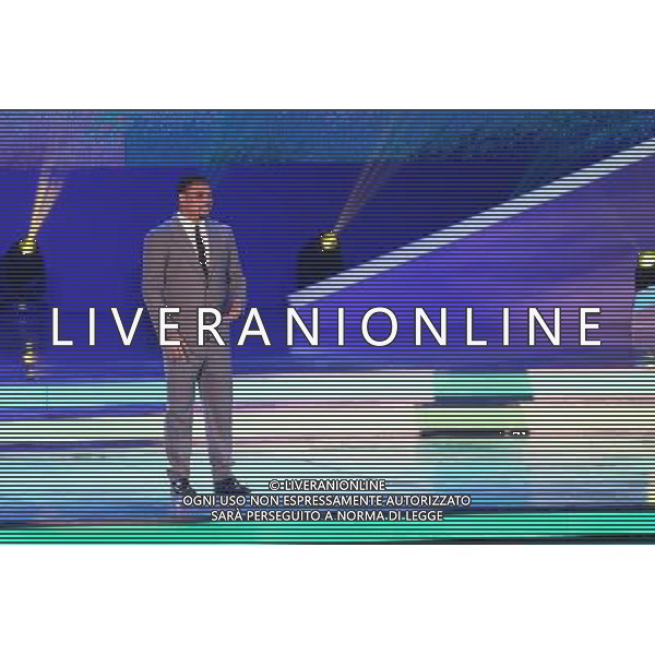 (131206) -- COSTA DO SAUIPE, Nov. 6, 2013 () -- Famous Brazilian football player Ronaldo attends the FIFA final draw at Sauipe Park in Costa do Sauipe, Bahia, Brazil, Nov. 6, 2013. The final draw of 2014 FIFA World Cup was held here Friday. (/Xu Zijian) AG ALDO LIVERANI SAS ONLY ITALY