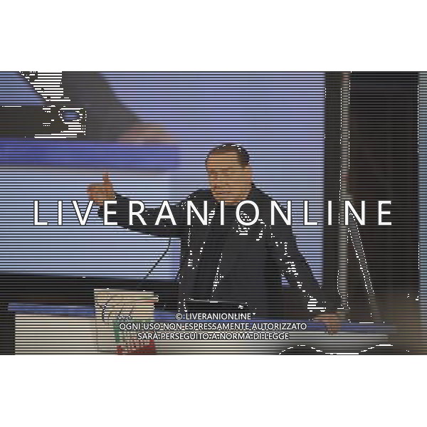 Silvio Berlusconi all\'auditorium Conciliazione incontra i suoi iscritti ai club di Forza Italia per il battesimo dei primi mille club Forza Silvio a Roma, 08 dicembre 2013 ©Corradetti/AGENZIA ALDO LIVERANI SAS