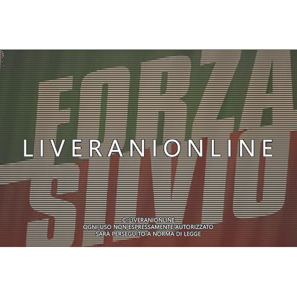 Silvio Berlusconi all\'auditorium Conciliazione incontra i suoi iscritti ai club di Forza Italia per il battesimo dei primi mille club Forza Silvio a Roma, 08 dicembre 2013 ©Corradetti/AGENZIA ALDO LIVERANI SAS