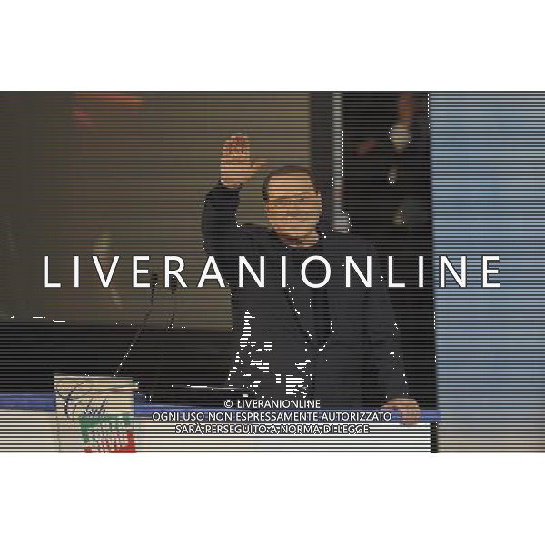 Silvio Berlusconi all\'auditorium Conciliazione incontra i suoi iscritti ai club di Forza Italia per il battesimo dei primi mille club Forza Silvio a Roma, 08 dicembre 2013 ©Corradetti/AGENZIA ALDO LIVERANI SAS